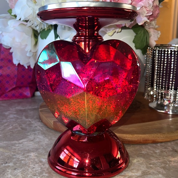 BATH & BODY WORKS glitter heart water globe candle holder - Picture 3 of 7